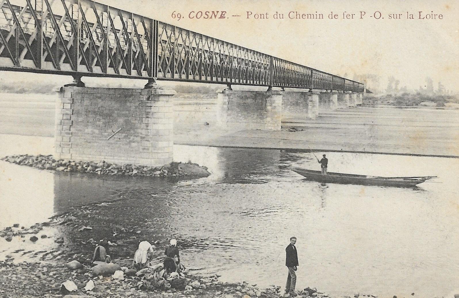 /France/FR_place_191x_COSNE - Pont du Chemin de fer P-O. sur la Loire..jpg